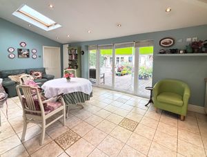 Photo 9- click for photo gallery